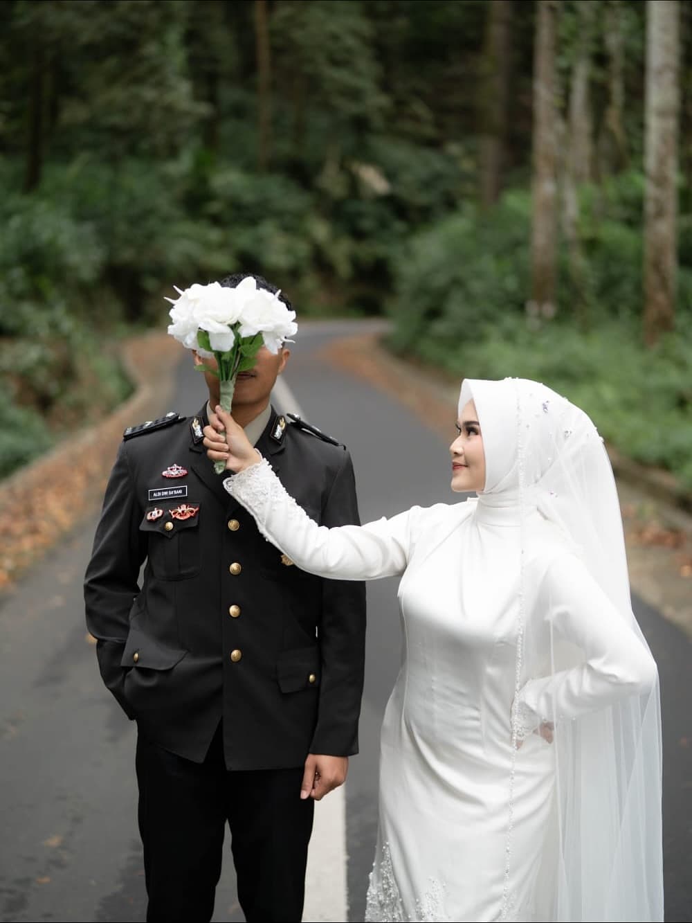 Graduation makeup — wisuda close up
